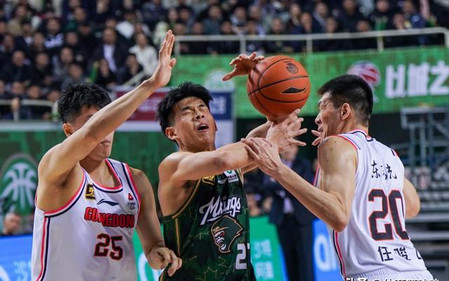 半场领先！球队决心不止于此