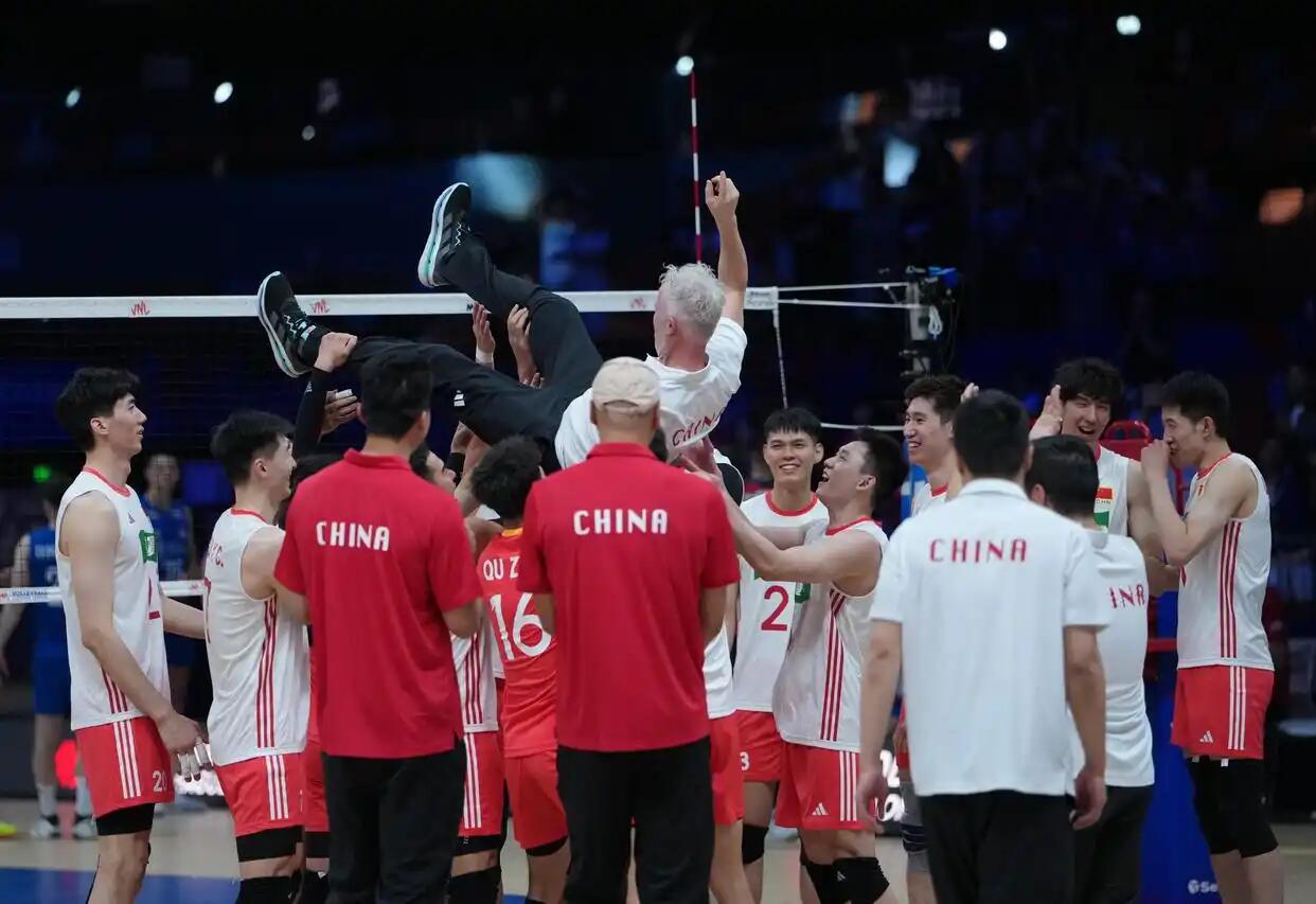 球队士气高涨,全员贡献带队战胜对手的简单介绍 球队士气高涨,全员贡献带队战胜对手的简单介绍