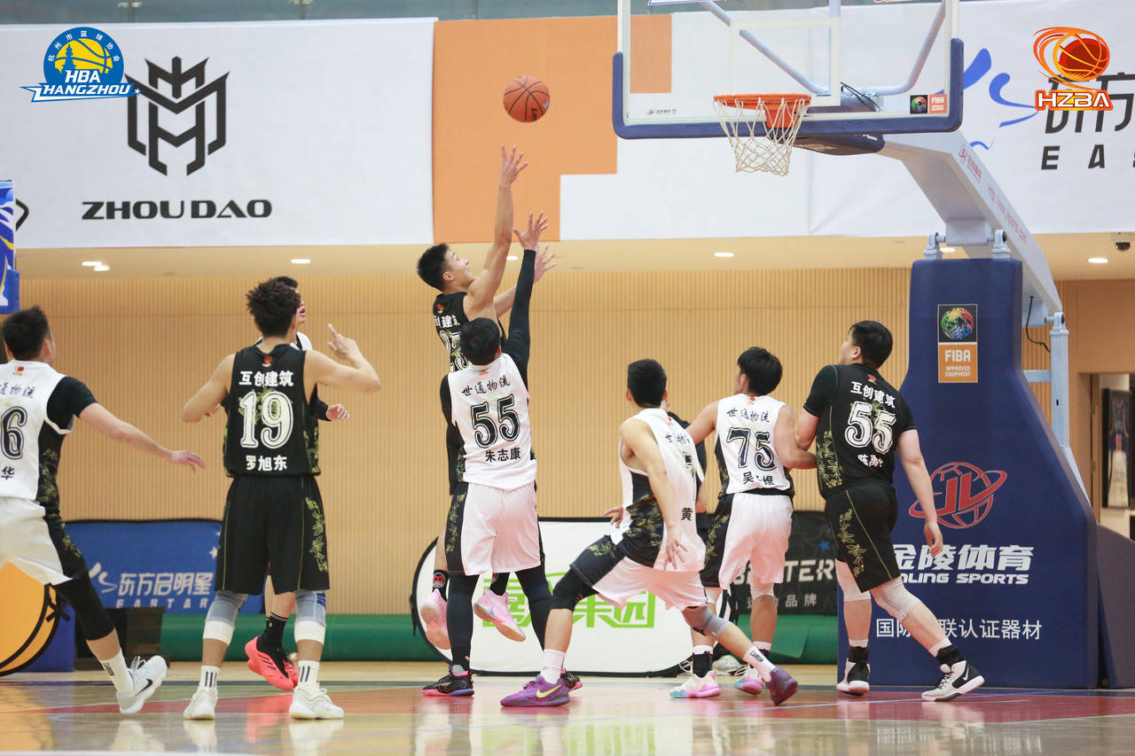 篮球联赛再掀风潮，球员实力逐渐提升