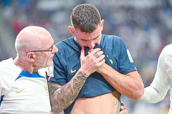 法国队因主力伤病重新安排战术布阵