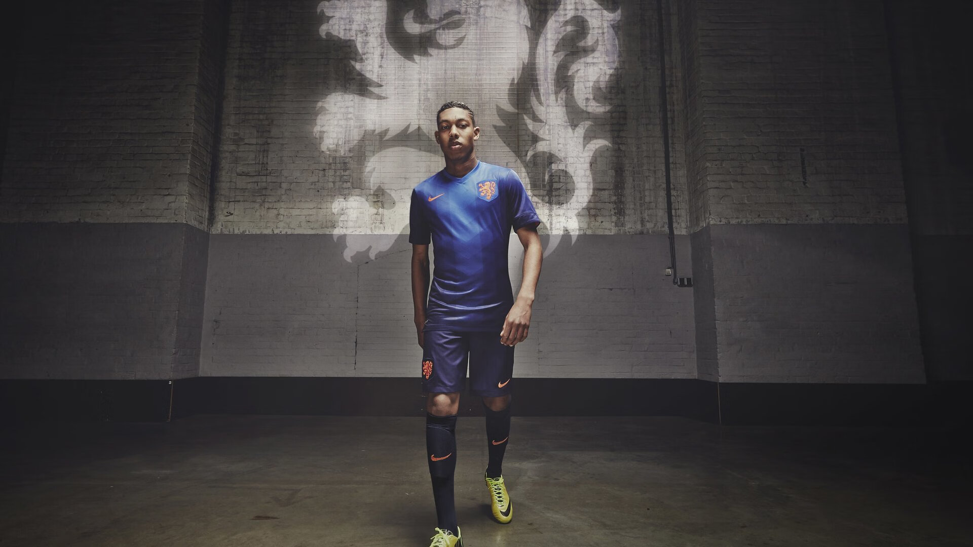 开云平台-当门卫成为胜负手，奥纳纳的指挥棒如何搅动丹麦童话