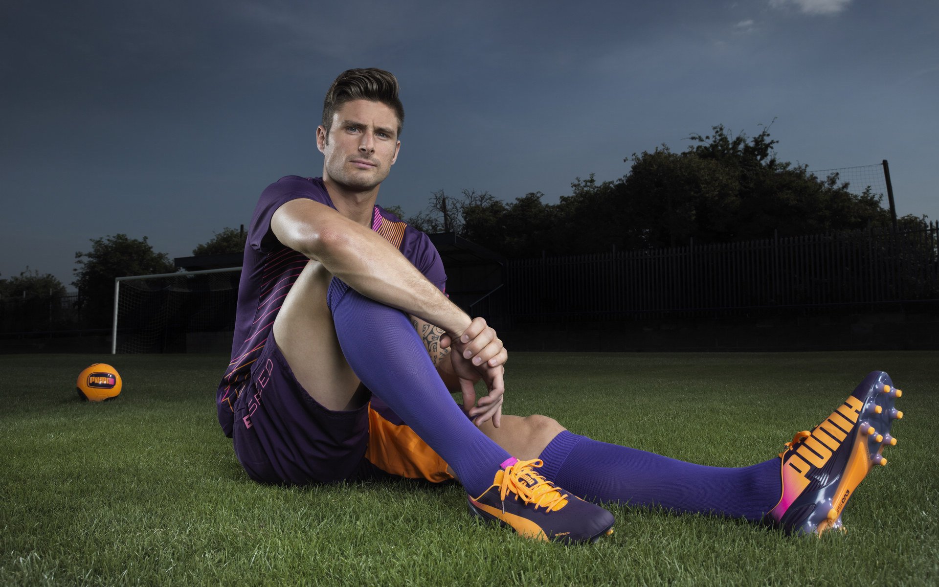 开云体育-阴影中的火焰，当梅赛德斯横扫索伯，周冠宇点燃赛场