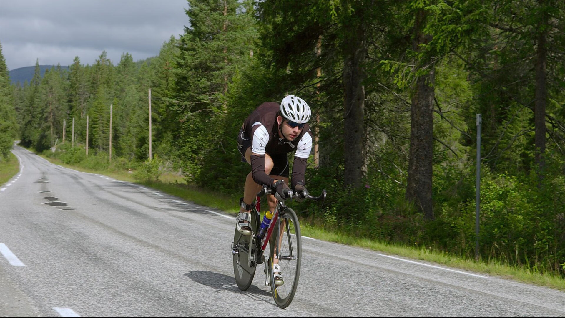 双火燎原，热火队轻取上海，约基奇持续爆发